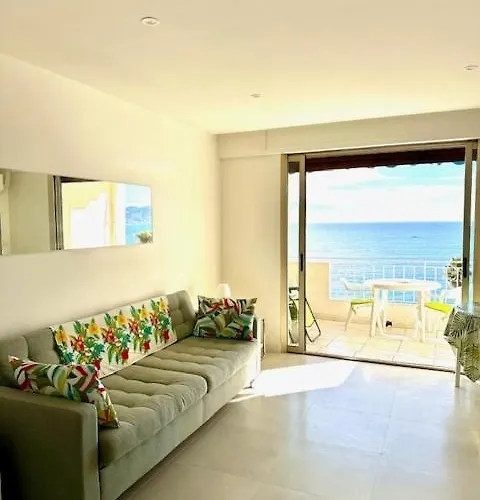 Апартаменти Face Rocamar *